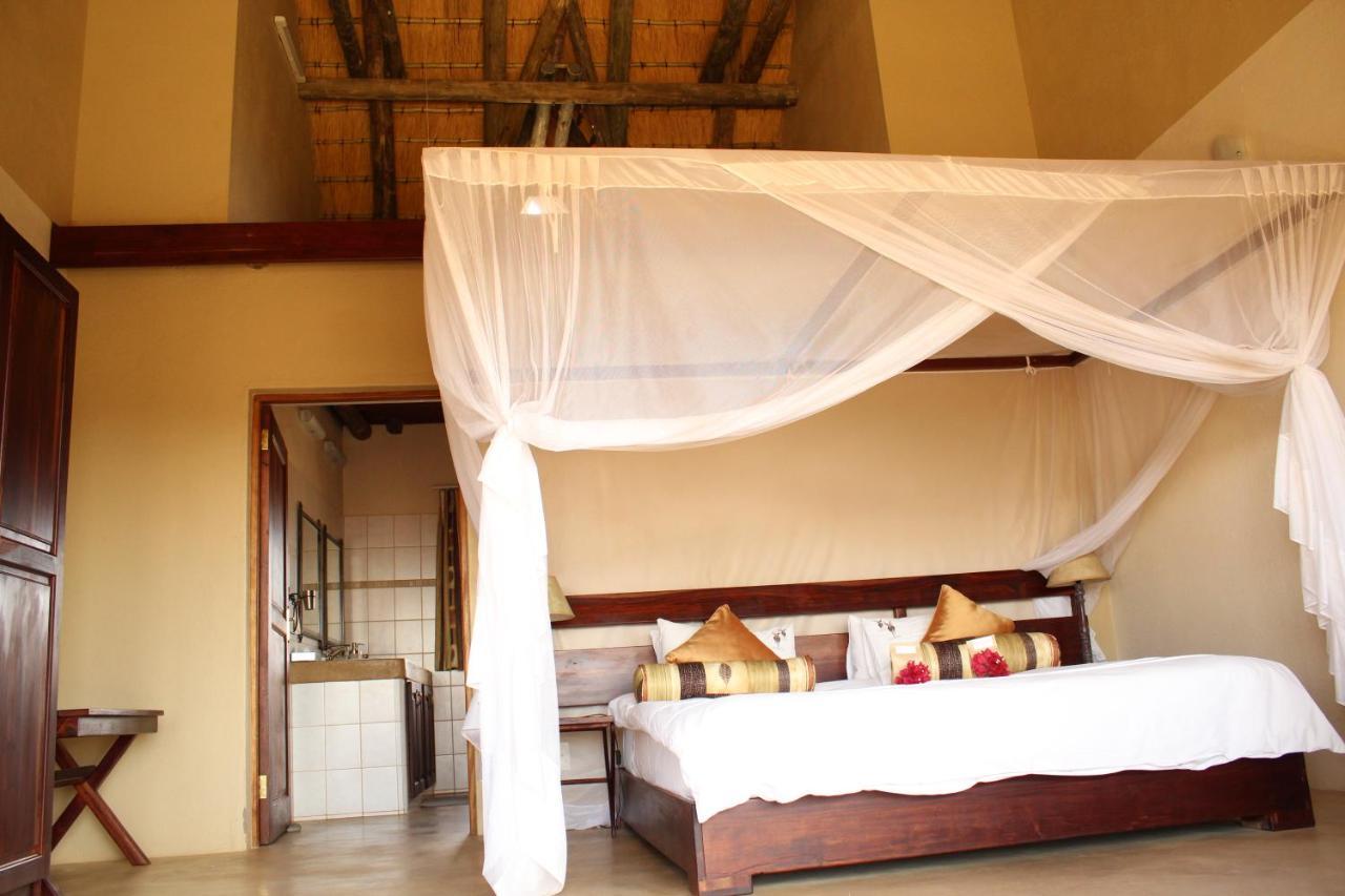 Okutala Etosha Lodge Outjo Exterior photo